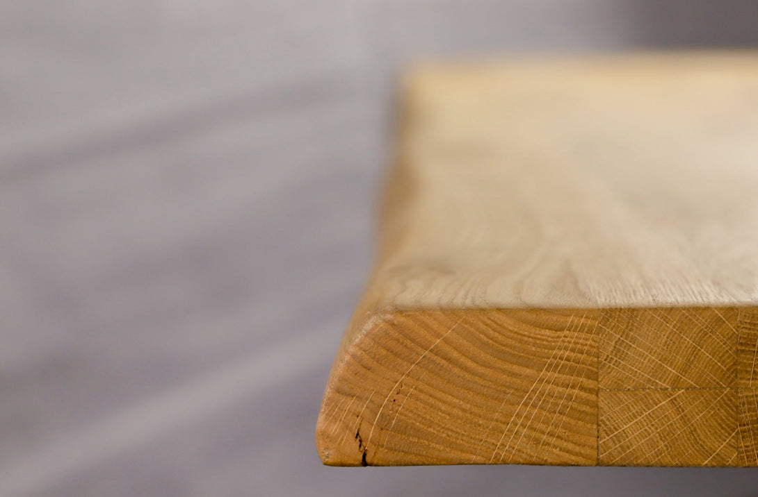 One Home Esstisch mit Baumkante U-Gestell Eiche wildeiche massiv geölt