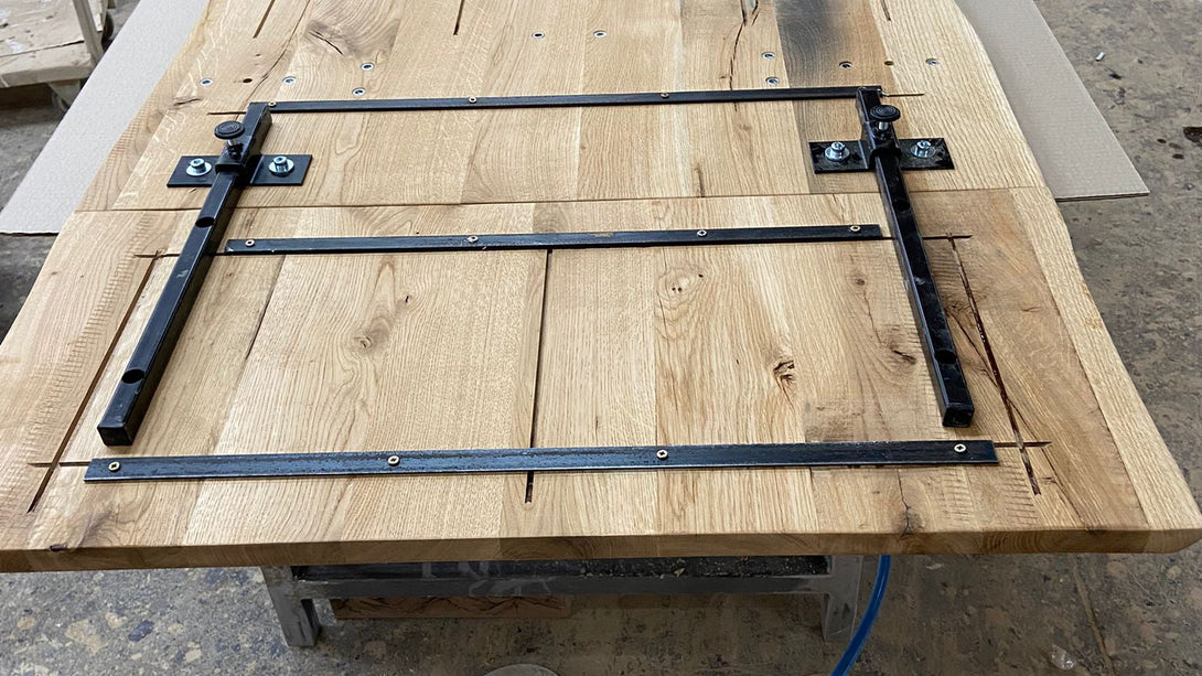 One Home Esstisch mit Ansteckplatten, 160 (240) x90cm, Eiche massiv Baumkante und Spidergestell