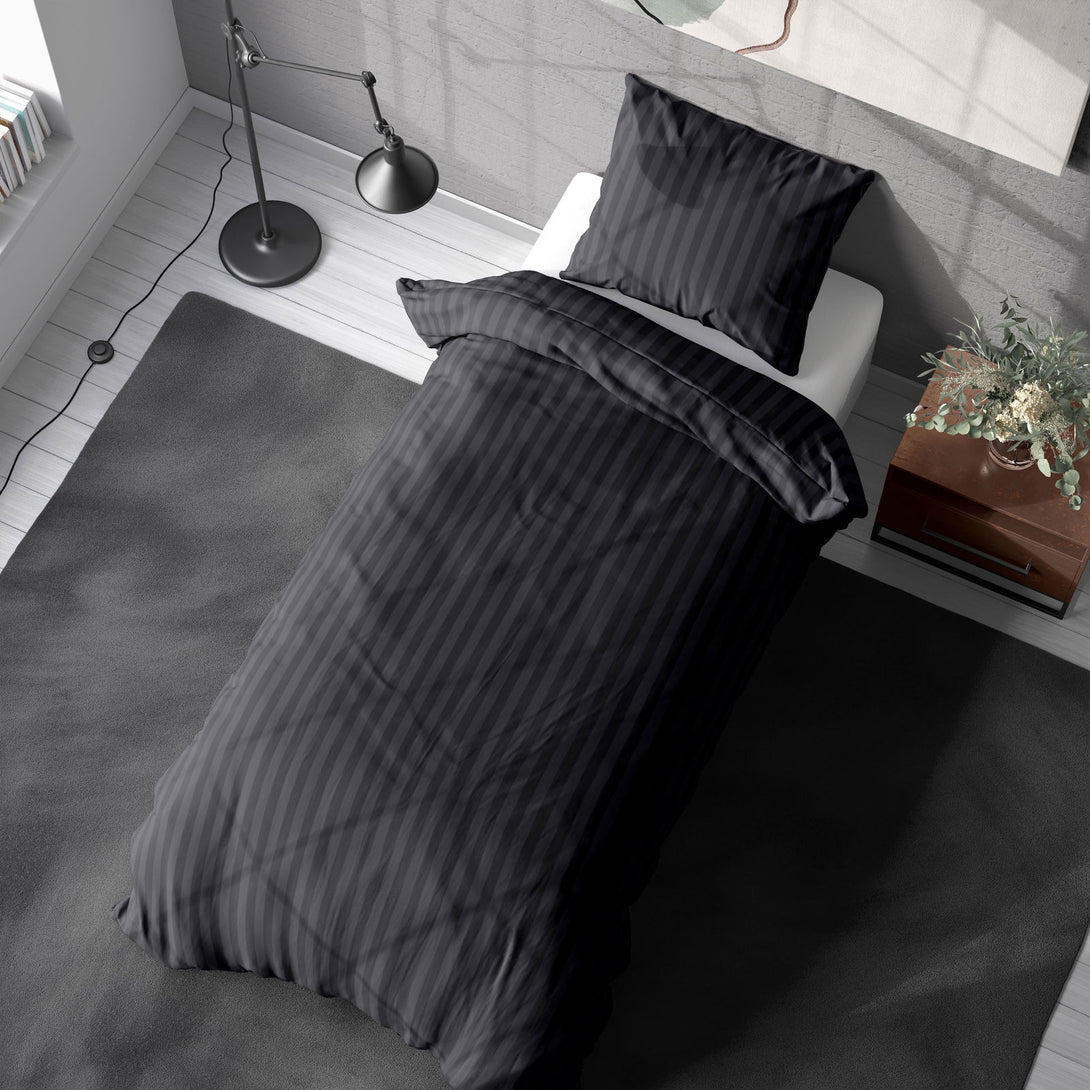 One Home Bettwäsche 135x200 cm Streifen gestreift schwarz weich Elegant Damast Microfaser