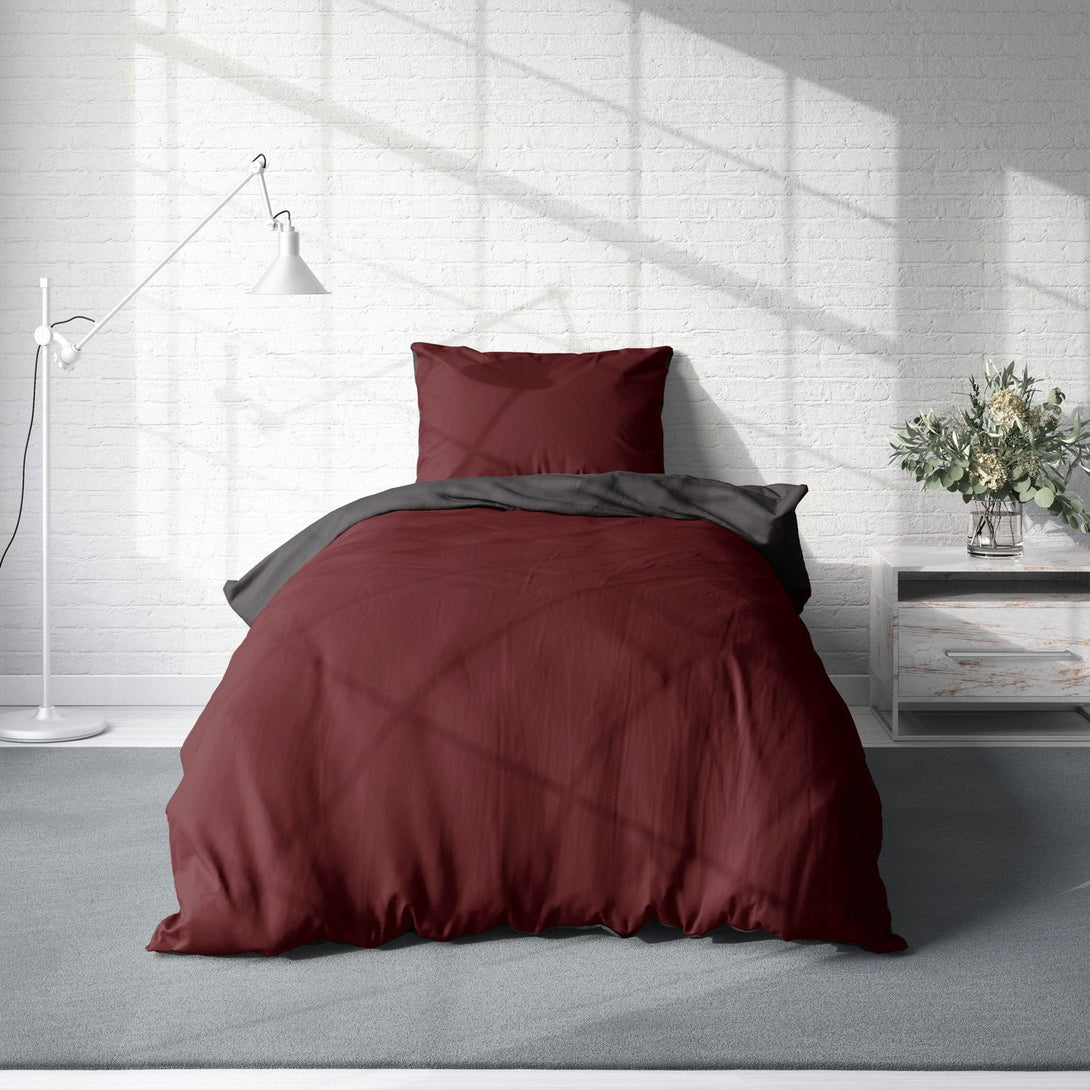 One Home Bettwäsche 155x220 cm bordeaux rot anthrazit Uni Übergröße Wende Microfaser