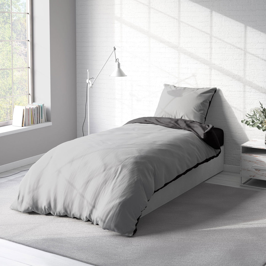 One Home Bettwäsche 155x220 cm silber grau anthrazit Unifarben Übergröße Wende Microfaser
