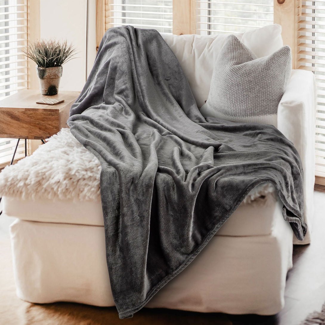 One Home Kuscheldecke Flauschig 180x220 cm anthrazit kuschelig weich Nicki Fleecedecke