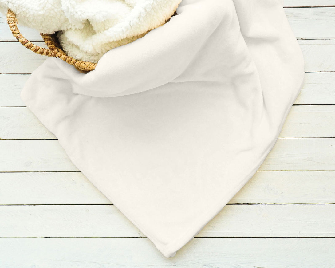 One Home Kuscheldecke Flauschig 230x270 cm natur kuschelig Tagesdecke Flanell Fleecedecke