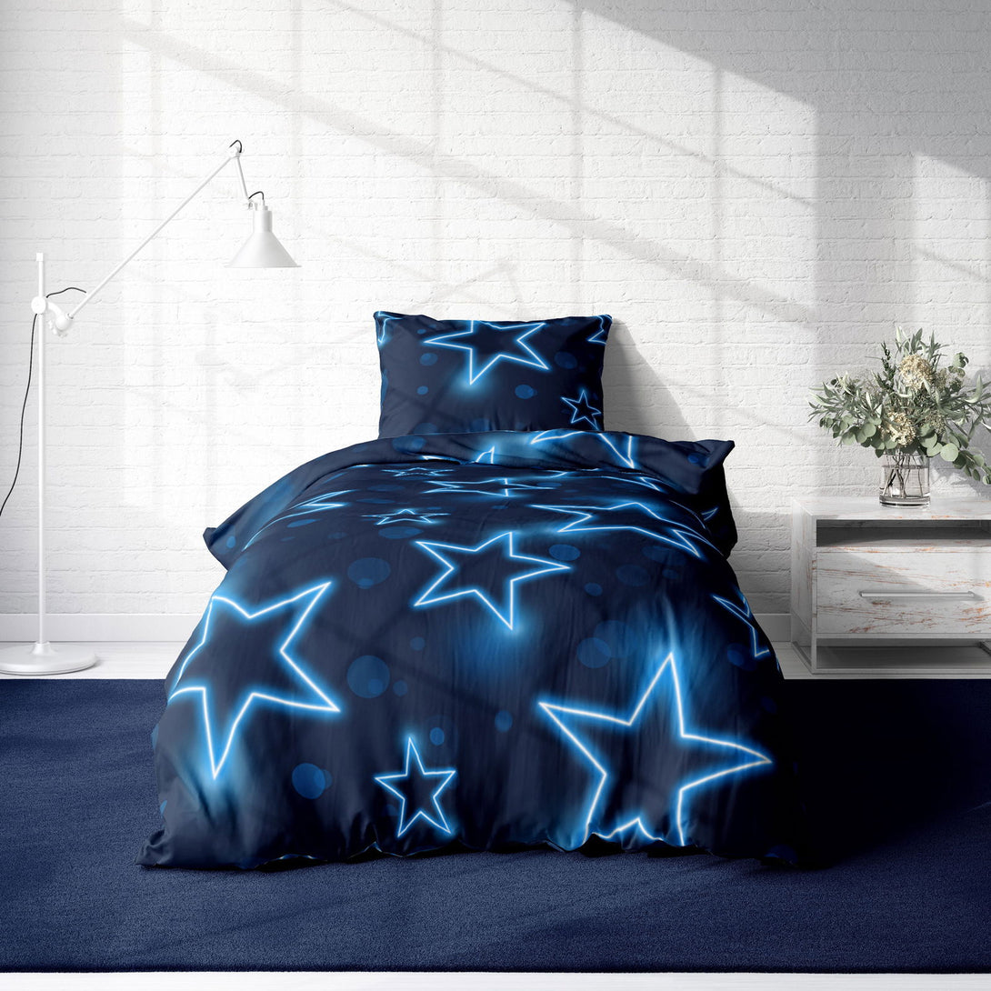 One Home Sterne Bettwäsche 135x200 cm Stern Stars dunkel blau leuchtoptik Microfaser Set