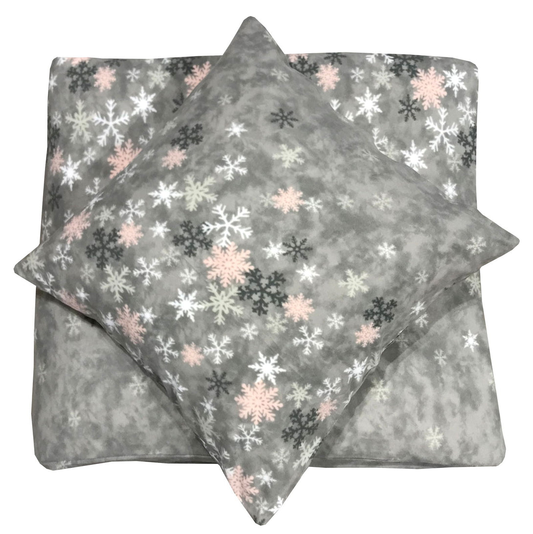 One Home Winter Bettwäsche 135x200 cm Kristall Schneeflocken grau weiß rosa Thermofleece