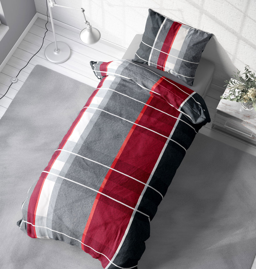 One Home Winter Bettwäsche 155x220 cm kariert grau silber rot modern Flausch Thermofleece
