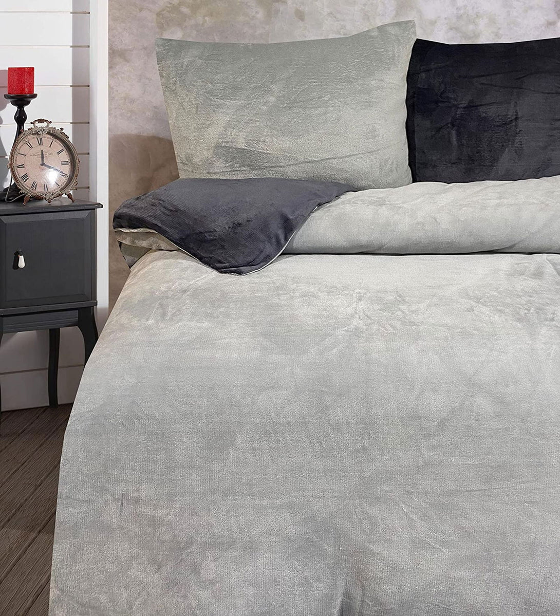 One Home Winter Bettwäsche 200x200 cm Teddy Plüsch Nicki Uni grau warm Fleece Doppelbett