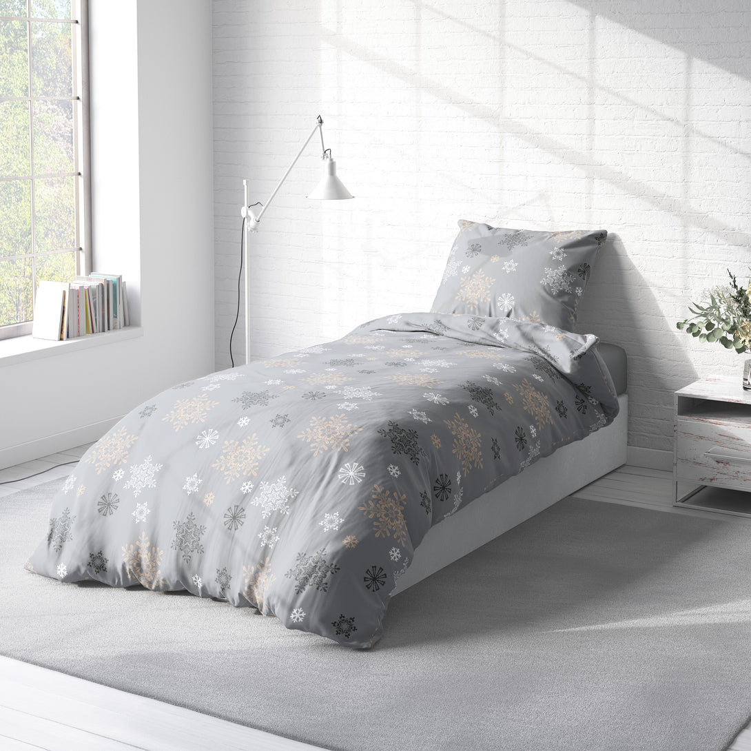 One Home Bettwäsche 155x220 cm Schneeflocken Kristalle grau Biber Winter Flanell Baumwolle