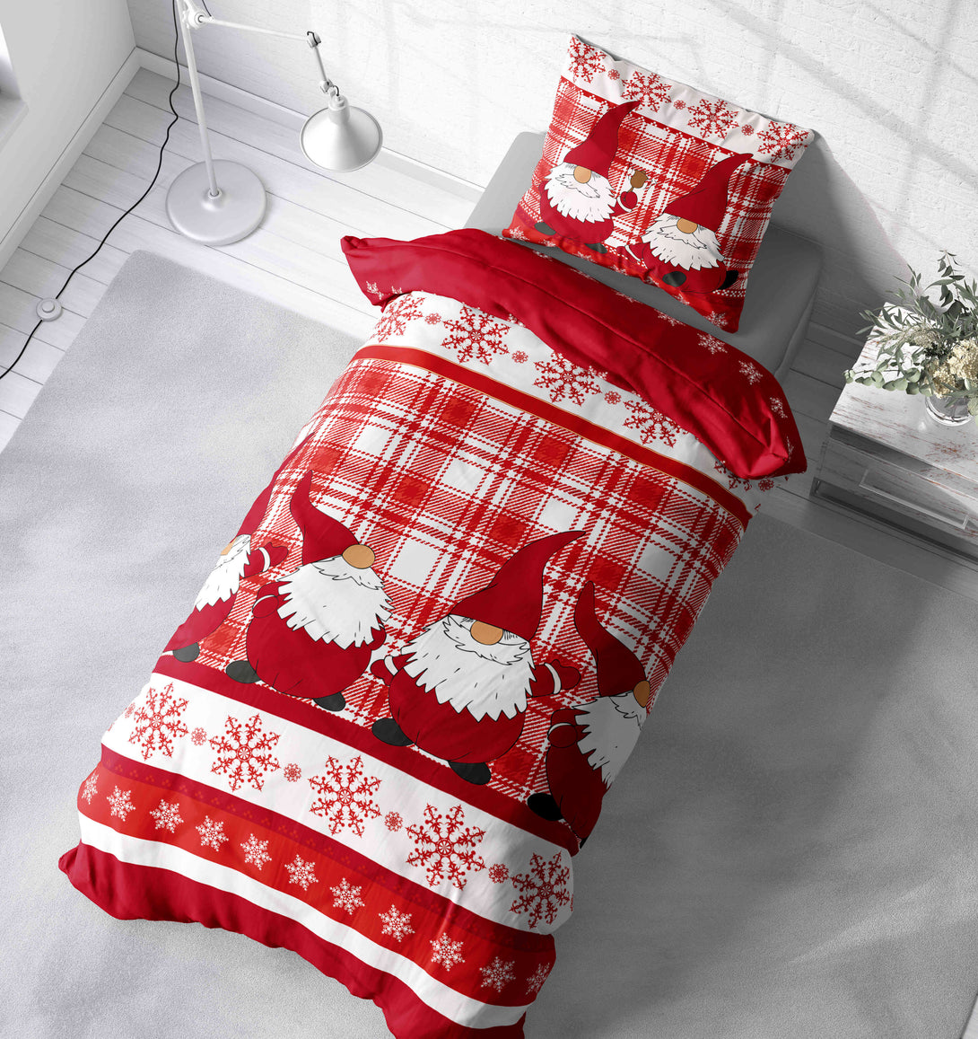 One Home Bettwäsche 155x220 cm Wichtel Weihnachten rot Biber Winter Flanell Baumwolle